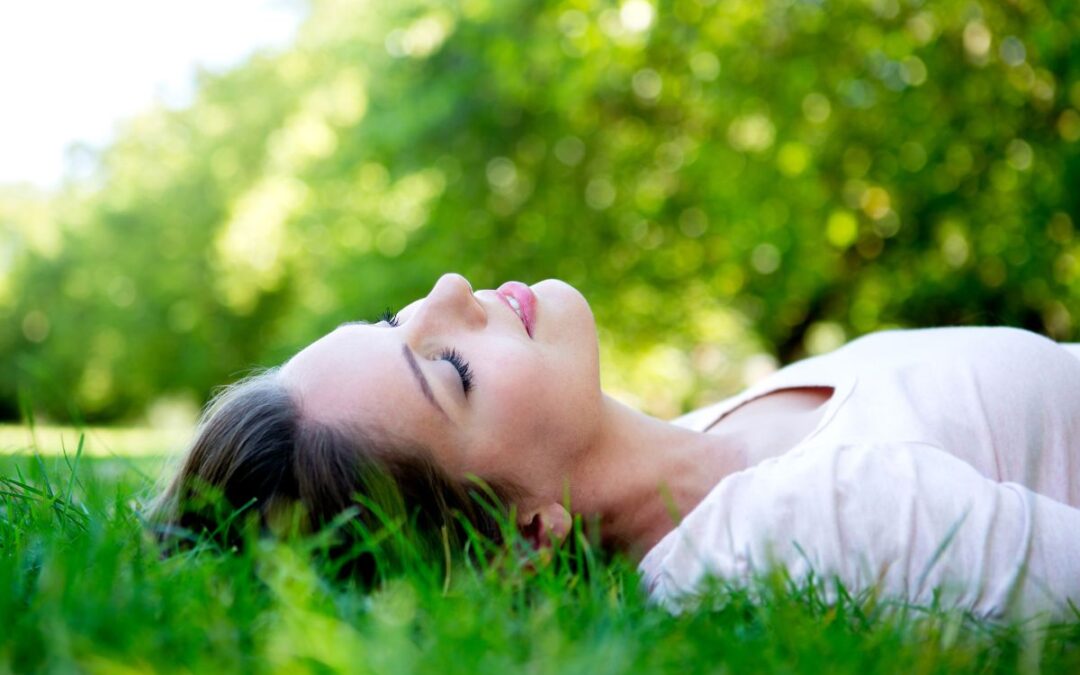 Sleep & Ojas: The Secret Glow of Rest